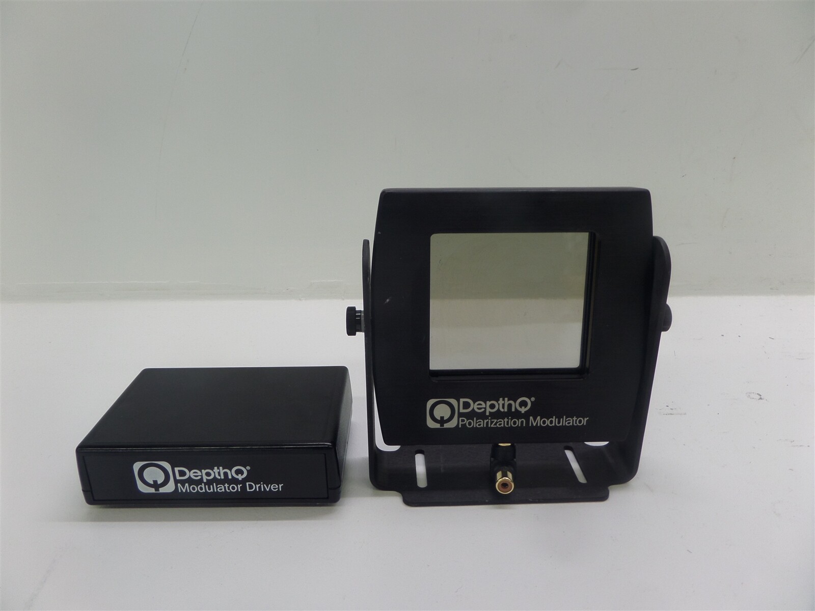 DepthQ Polarization Modulator w/ Modulator Driver