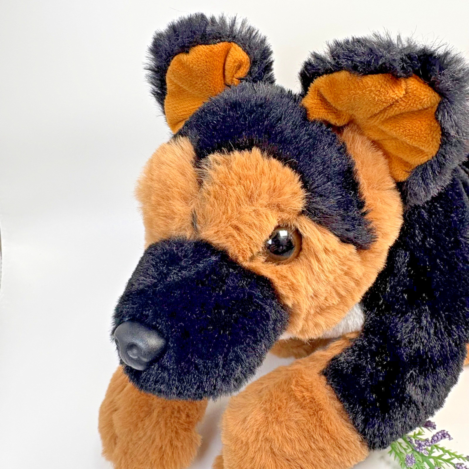 FAO Schwarz Realistic German Shepard Plush 13” Stuffed Animal Stuffy Soft Dog