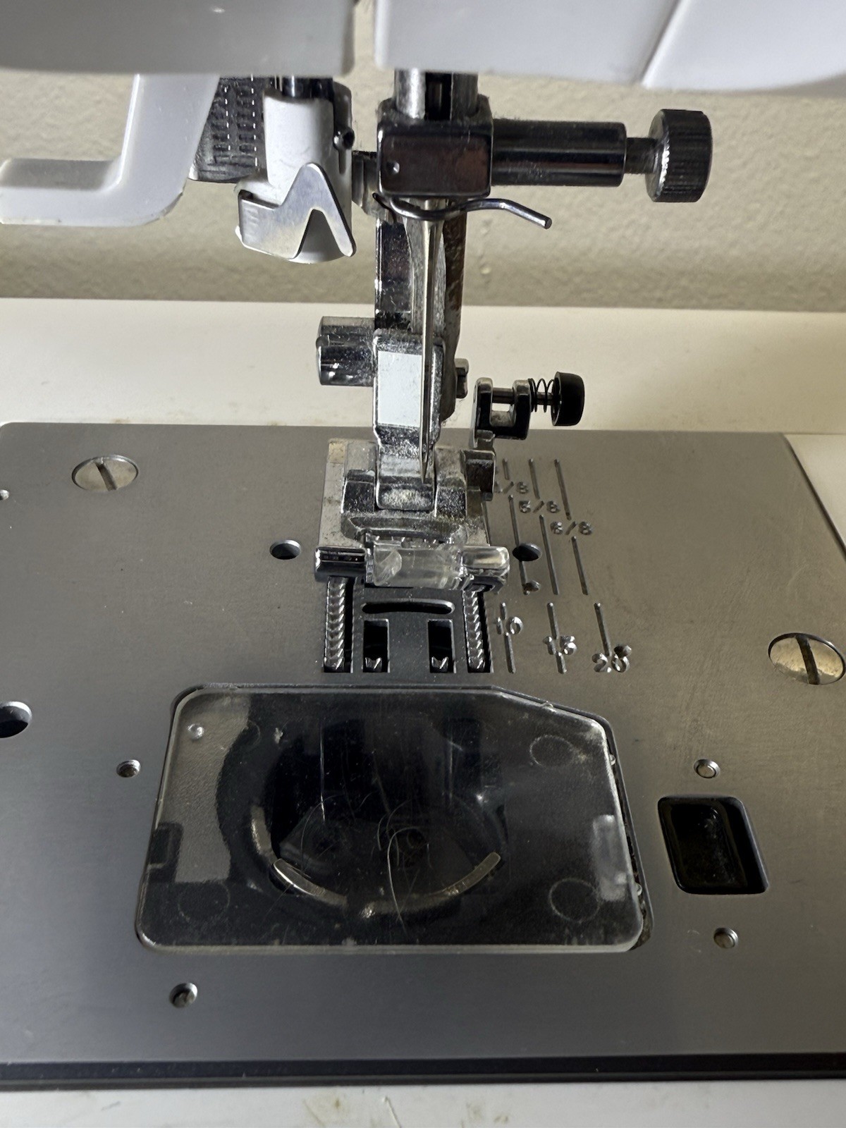SINGER QUANTUM 9920 Sewing Machine Untested