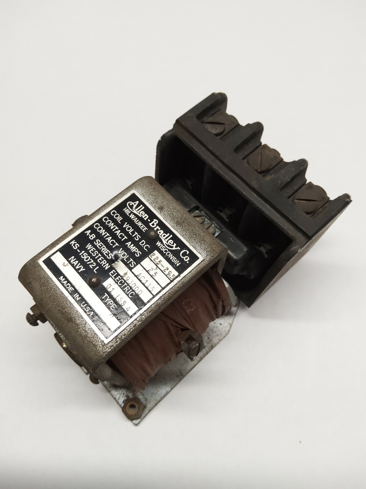 ALLEN BRADLEY KS-15072L 01 LSS4 SERIES 593000 DC CONTACTOR