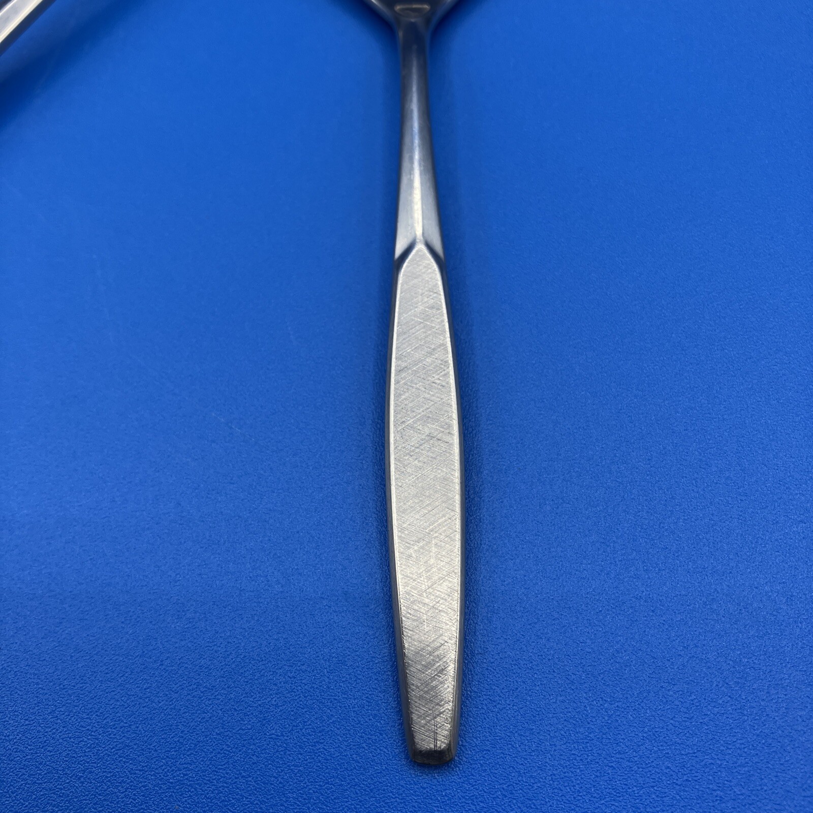 (4)International Deluxe SATURNA Satin Stainless SPOONS Burnished Handle Flatware
