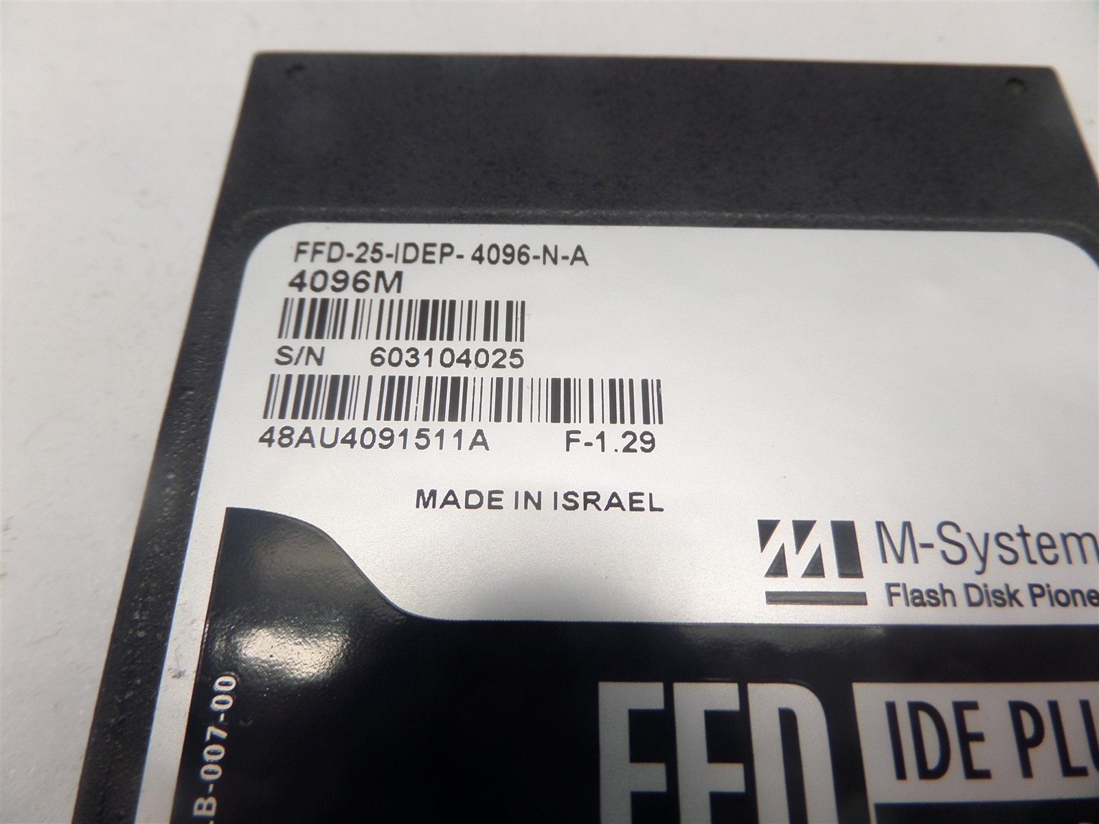 M-Systems FFD IDE Plus Flash Disk 4096M FFD-25-IDEP-4096-N-A