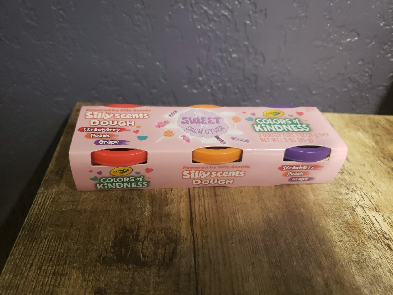 Crayola Silly Scents Dough 3 Tubs Colors Of Kindness Be Sweet to Each Other NEW