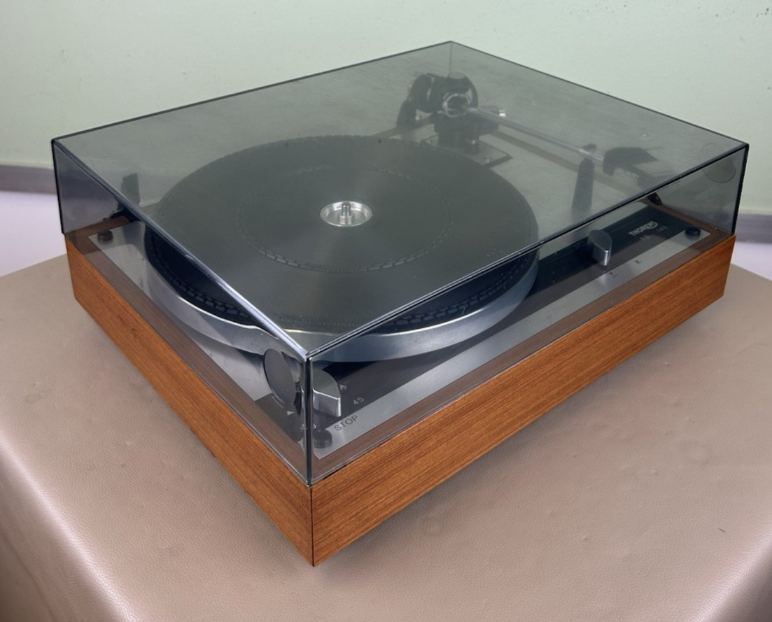 THORENS TD 145 TURNTABLE