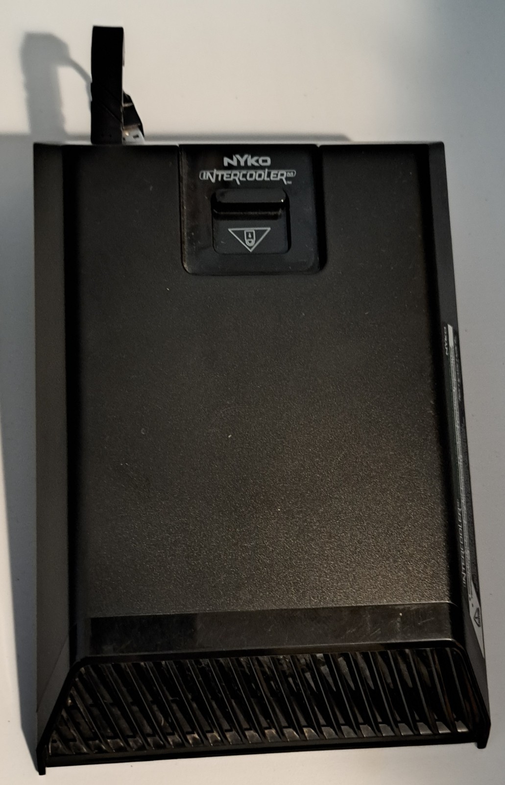 Nice Used Nyko 86117-P37 Intercooler Temperature Sensing Cooling Fan XBOX One