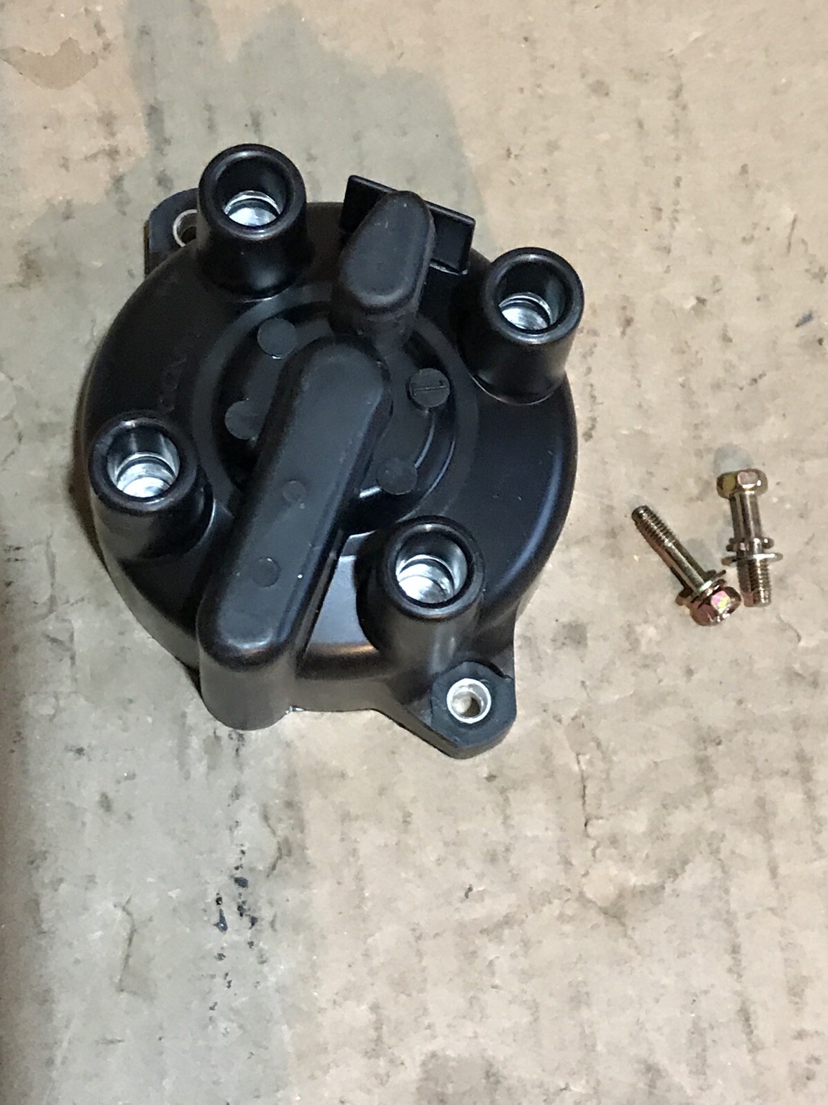 F4BZ-12106-A, DH-503 New OEM Ford Distributor Cap F4BZ12106A