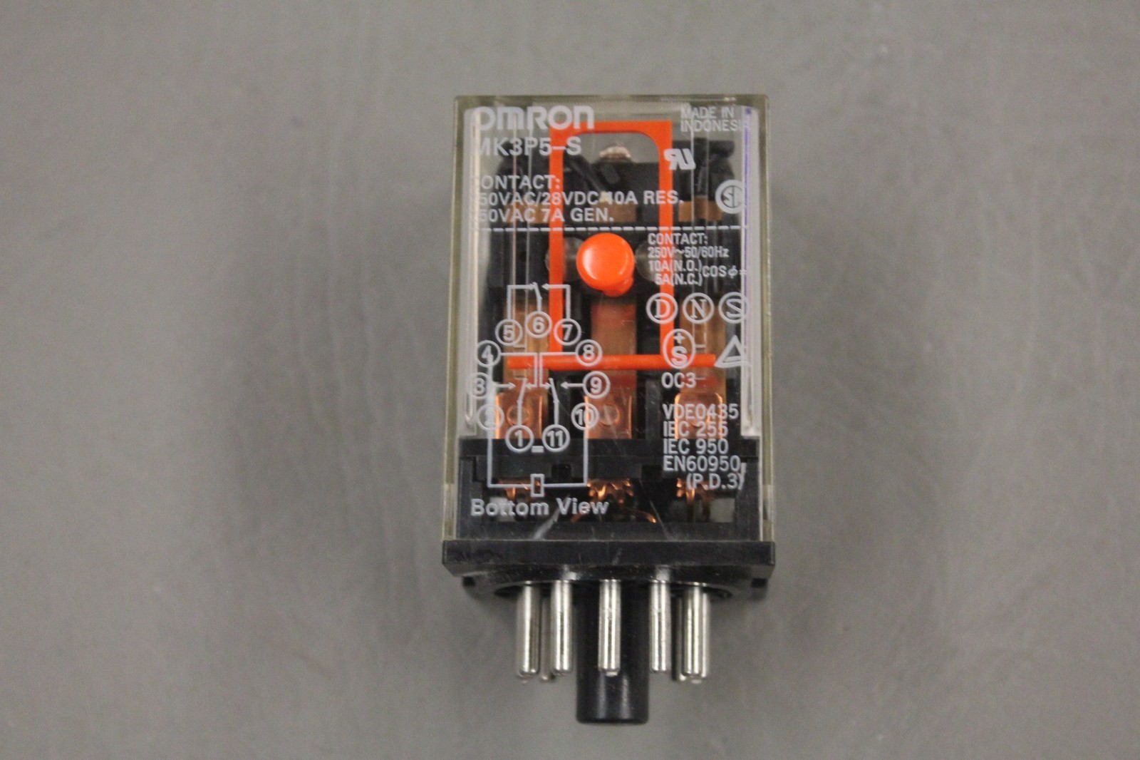 LOT OF 2 OMRON MK3P5-S 250V RELAY SOCKETS