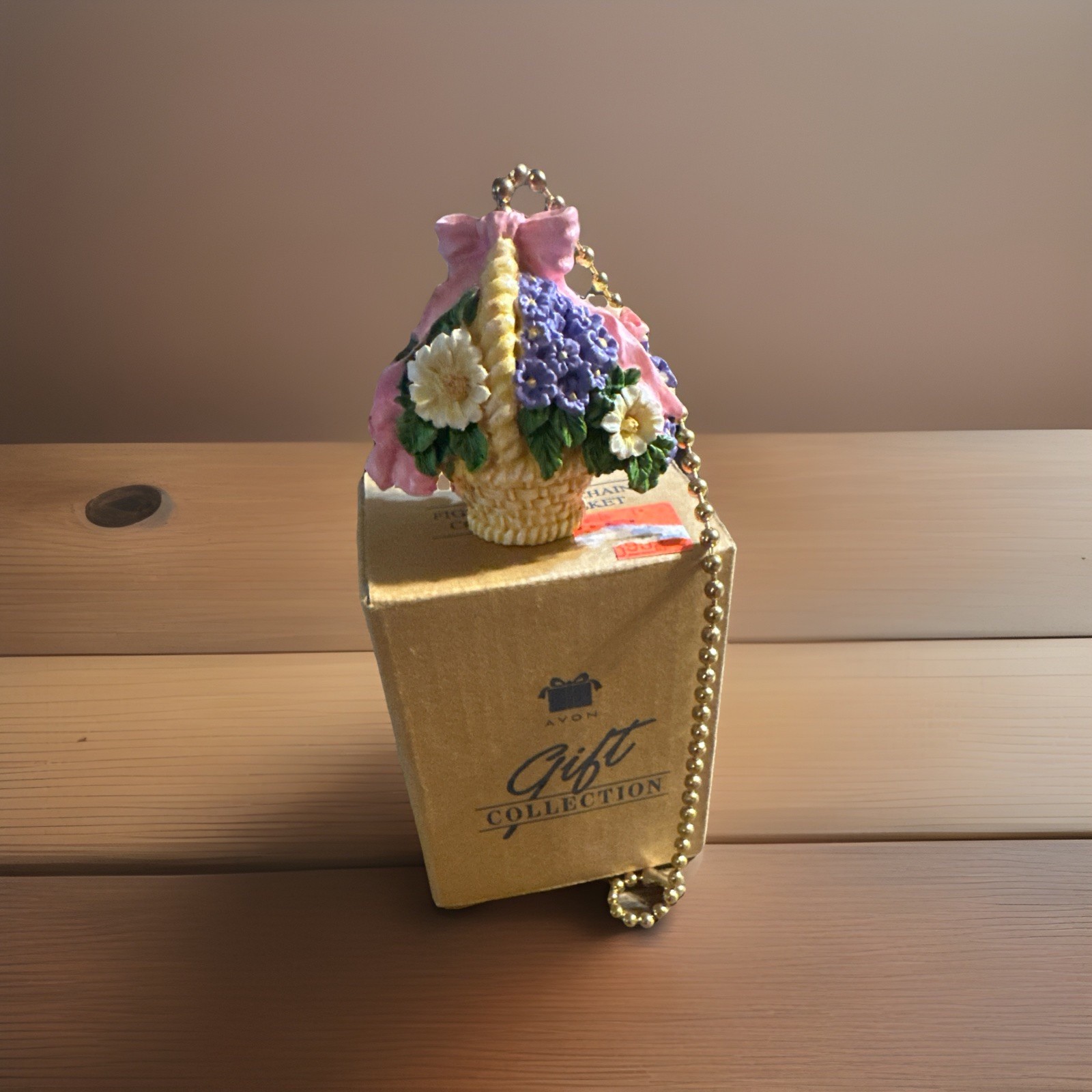 1998 Avon Pull Chain - Country Flower Basket - Vintage Gift Collection