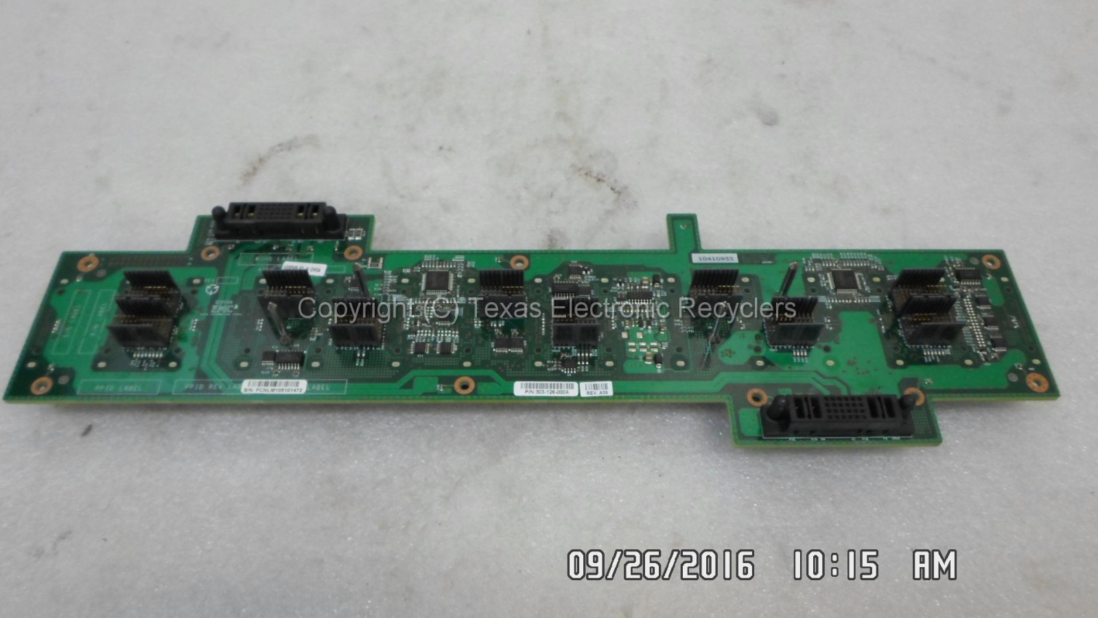 EMC 250-058-901 or 204-068-900 or 303-126-000 Fiber Channel Midplane Board