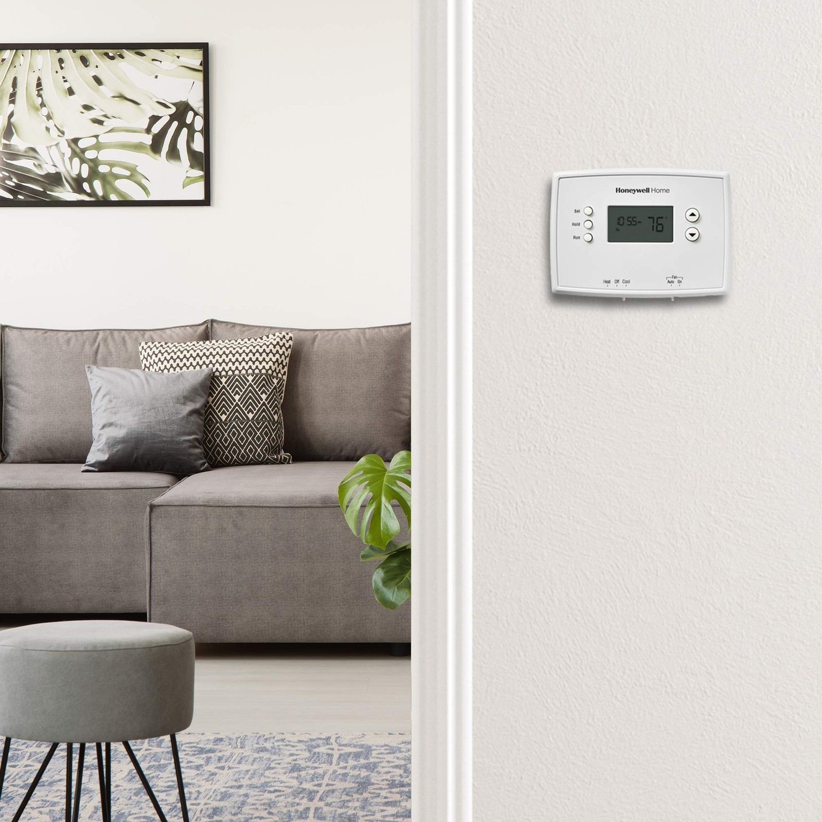 RTH221B1039 RTH221B Programmable Thermostat, White