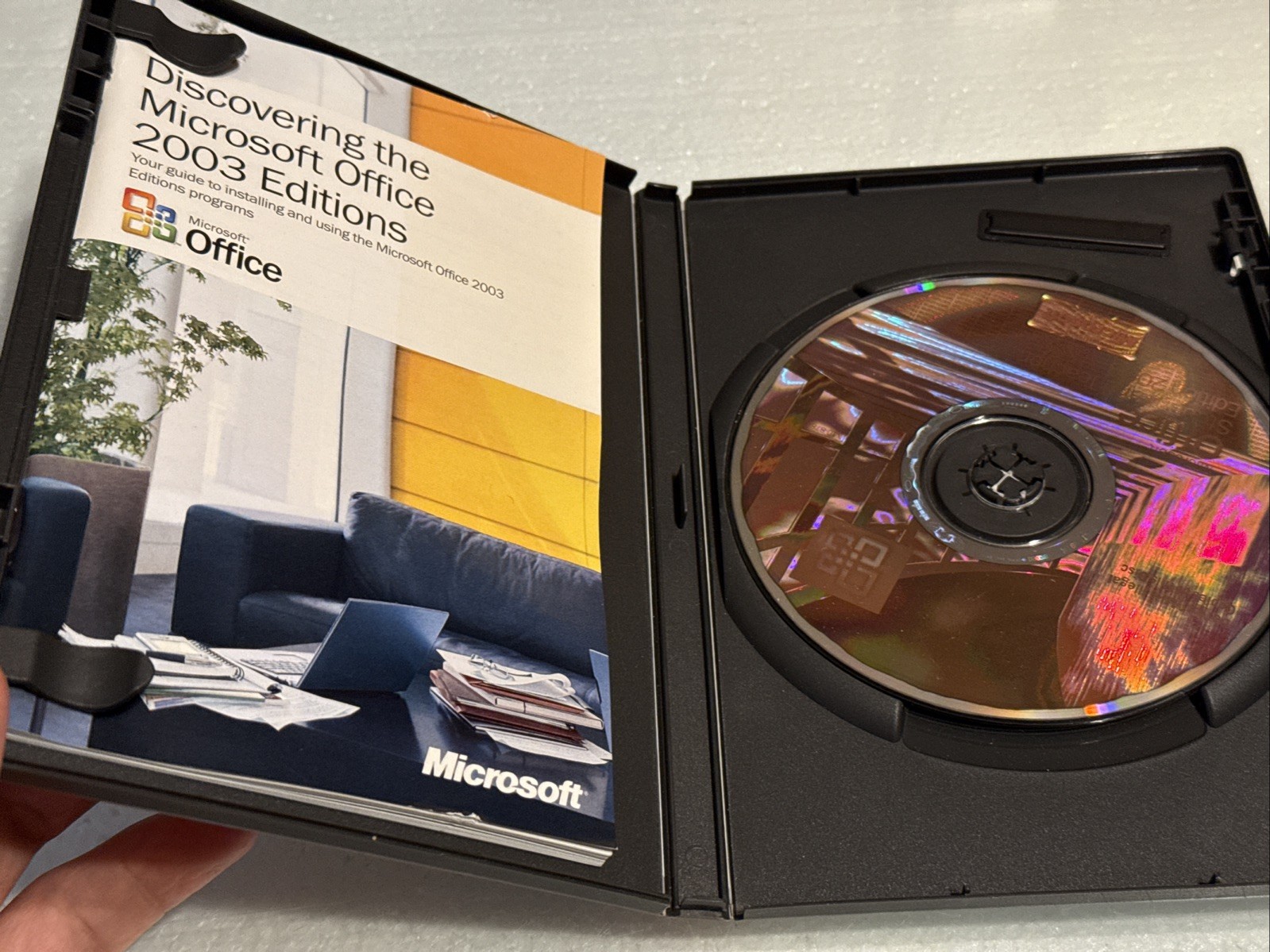 Microsoft Office 2003 Student and Teacher Edition Full Version MS w Key/booklet