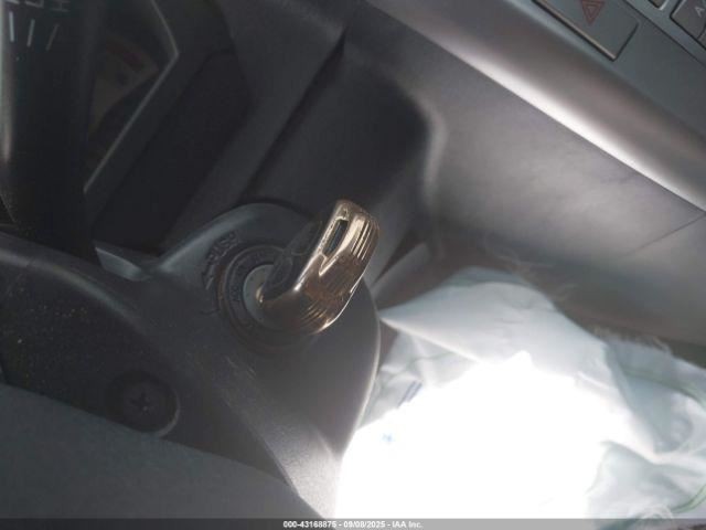 TC SCION 2009 Glove Box 4877627
