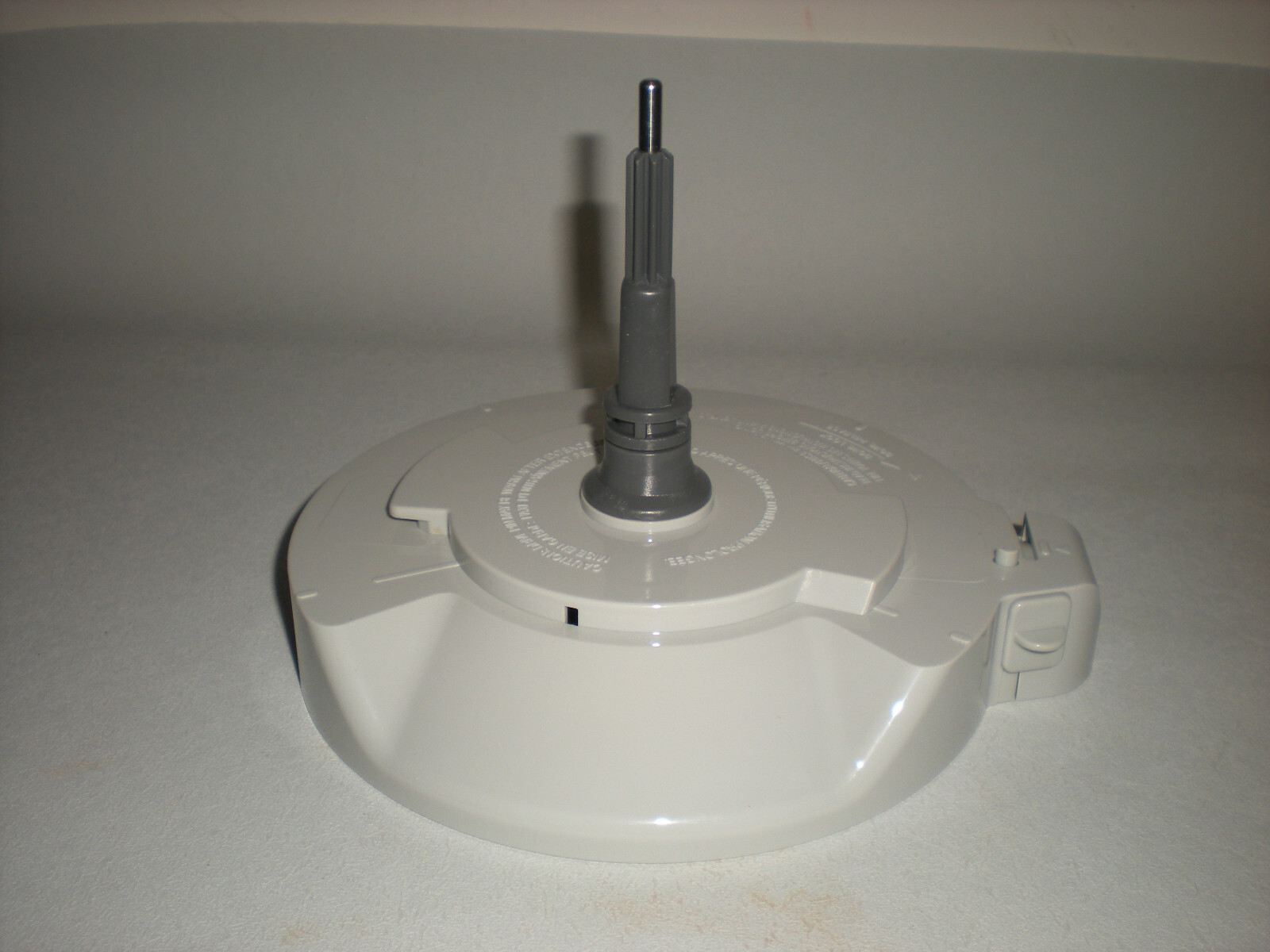 Cuisinart Stem Adapter Base For Core Elements Juicing Center FP-110 FP-130 145