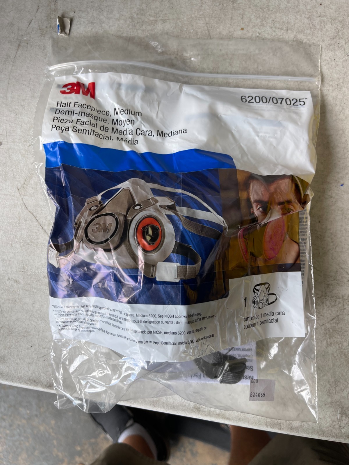 3M Half Facepiece Reusable Respirator Mask Medium PPE Safety Work