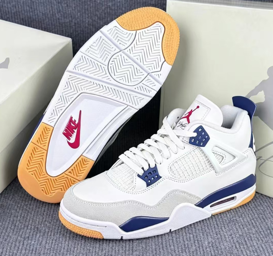 SB X Jordan 4 Mid Retro 'Navy' Men's Mid Top Retro Basketball Shoes
