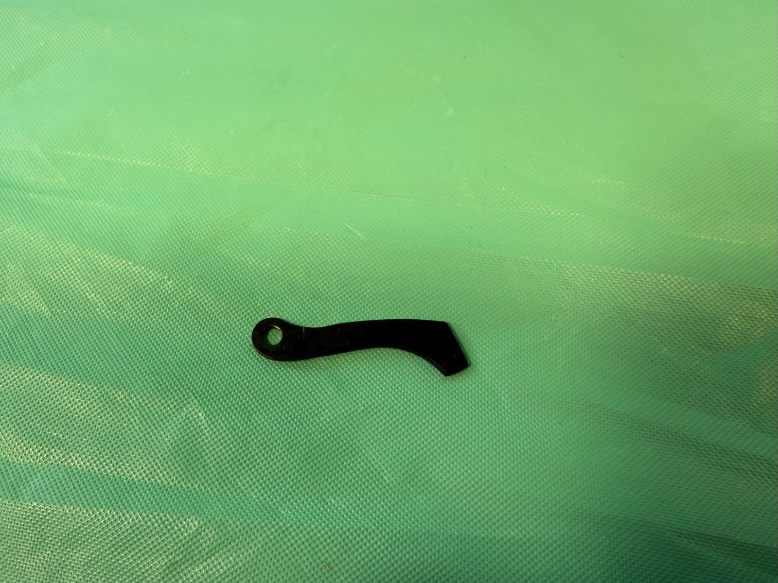 M98 - Mauser 98 Ejector - Oval Hole