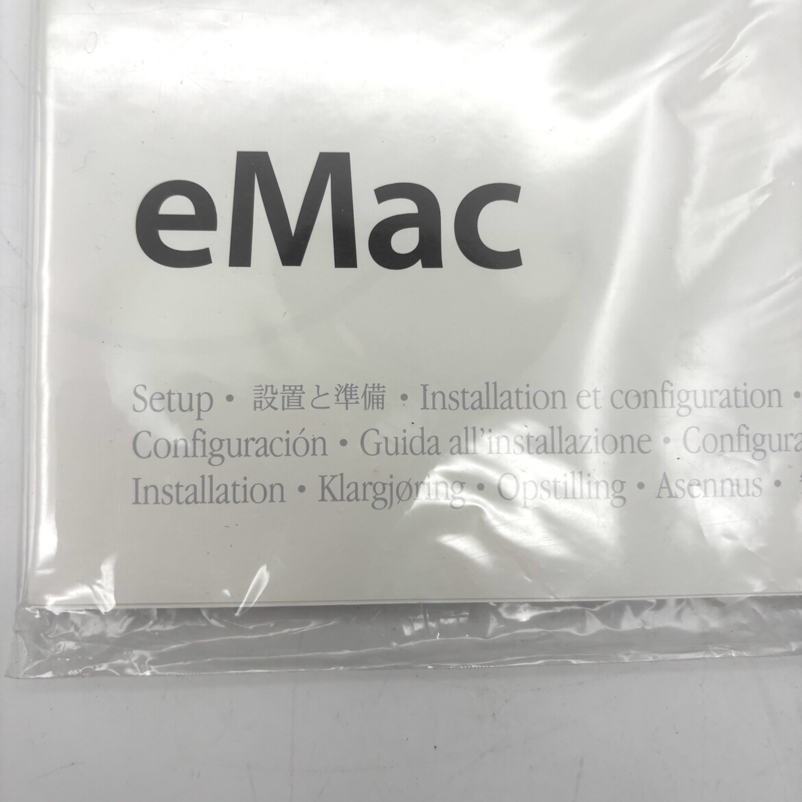 Apple Macintosh eMac (2004) Software Install/Restoration CD’s