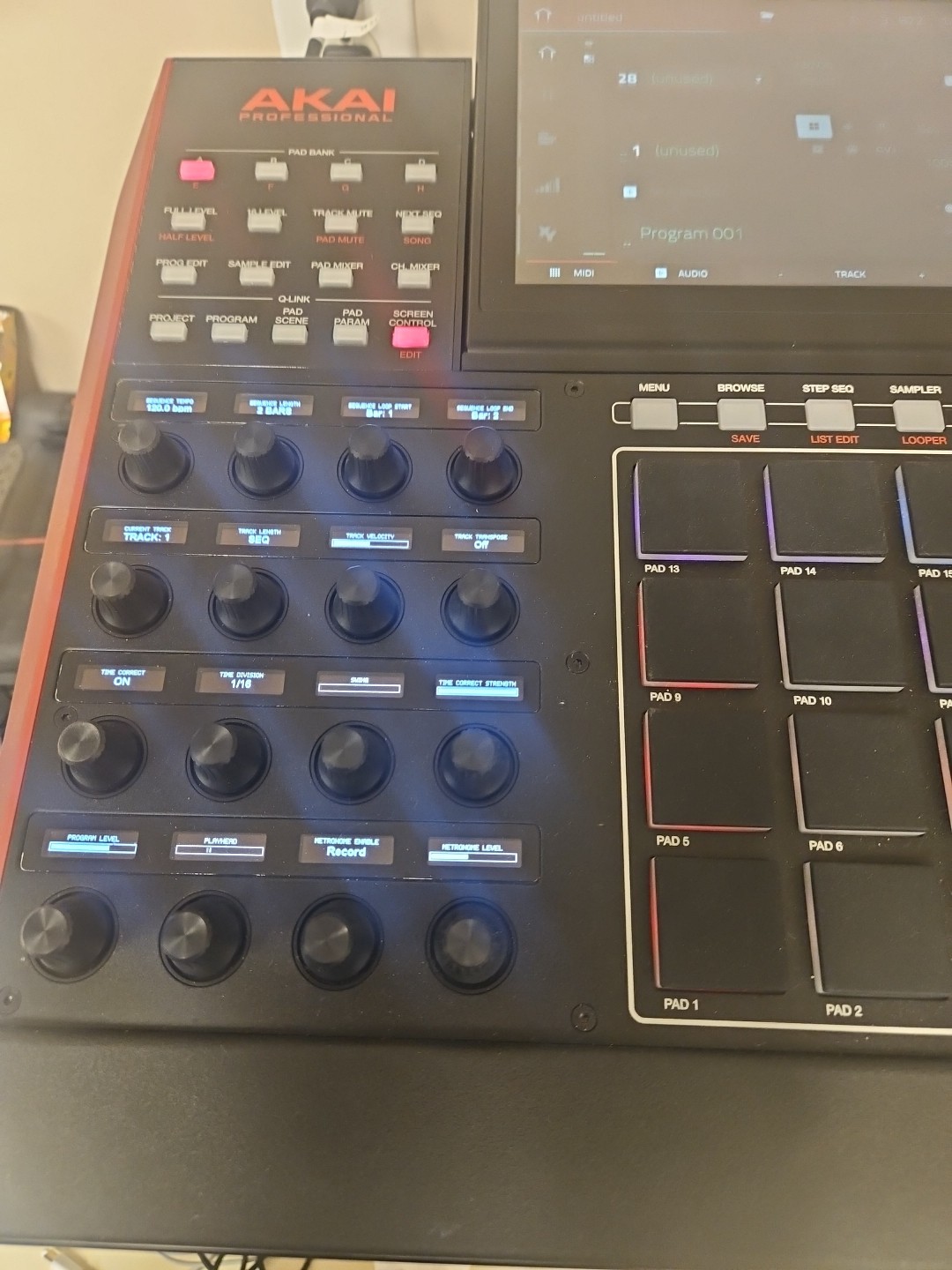 Akai Professional MPC-X Standalone Sampler and Sequencer-USED COND--sw2