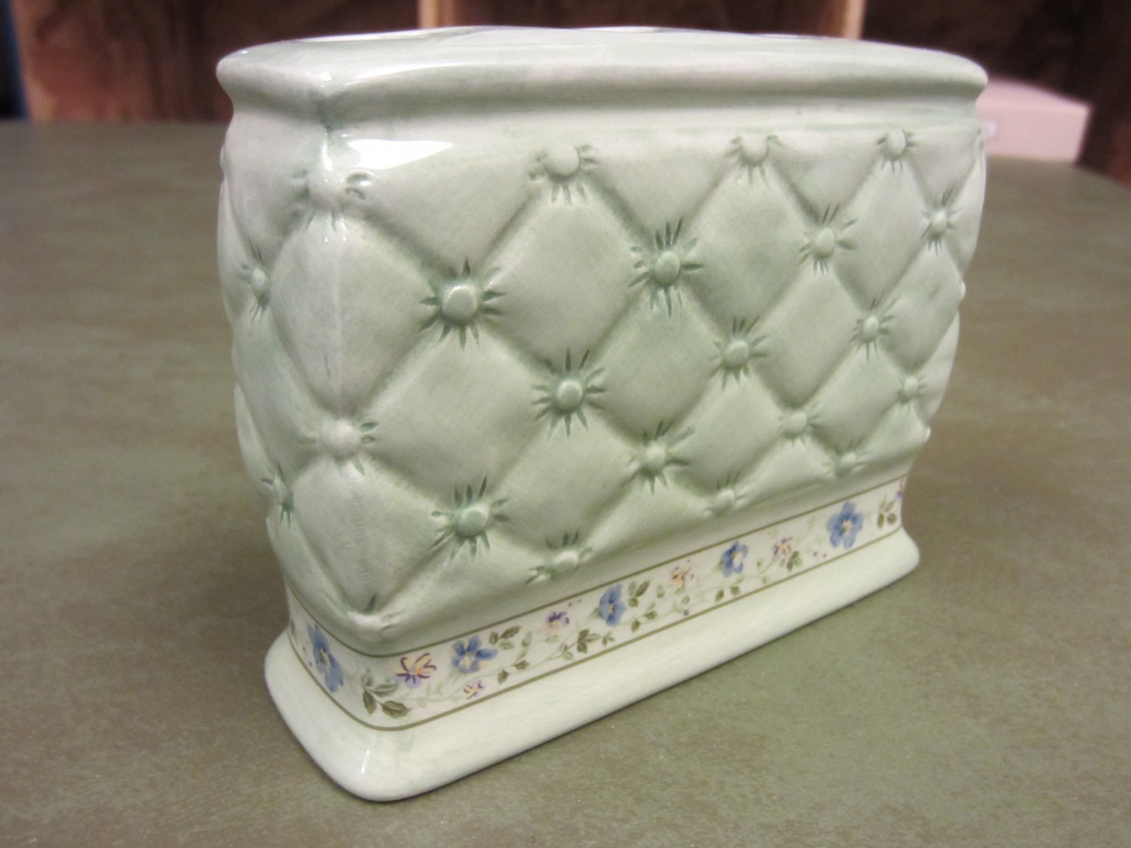Laura Ashley Spring Bloom Green Floral Toothbrush Holder