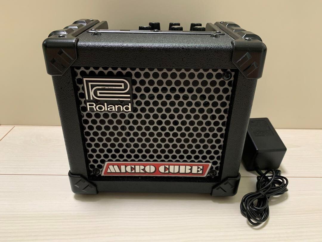 ROLAND MICRO CUBE Guitar Amplifier  Black Used
