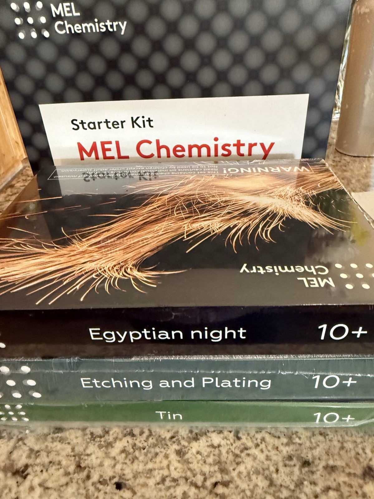MEL Chemistry Starter Kit w/VR, 3 NIB Experiments Extras +10