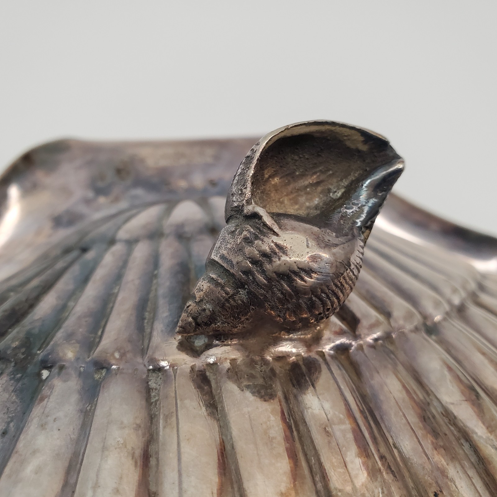 Antique Wilson & Sharp Edinburgh SCALLOP Shell Dish Silver‑Plate 8885 Footed