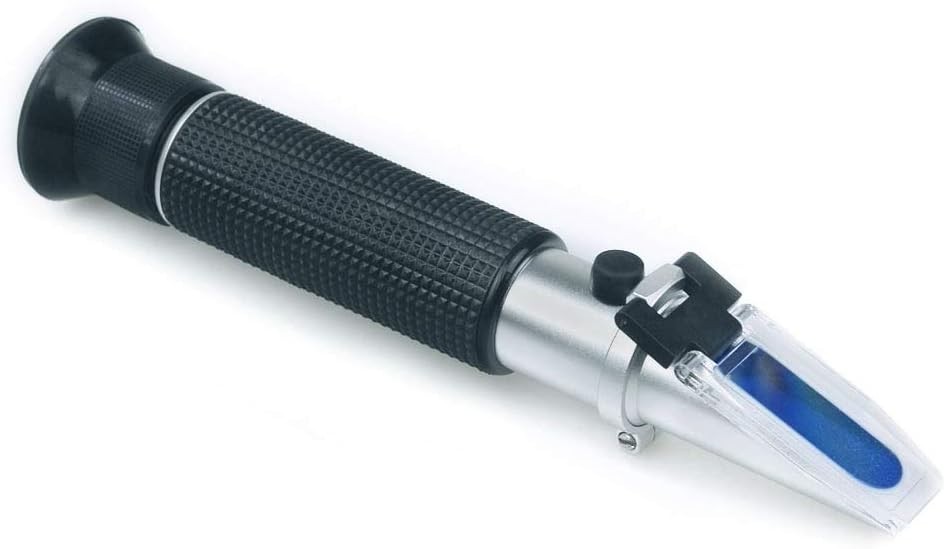 Professional Salinity Refractometer for Aquariums 0-100 PPT - Includes Hard Case