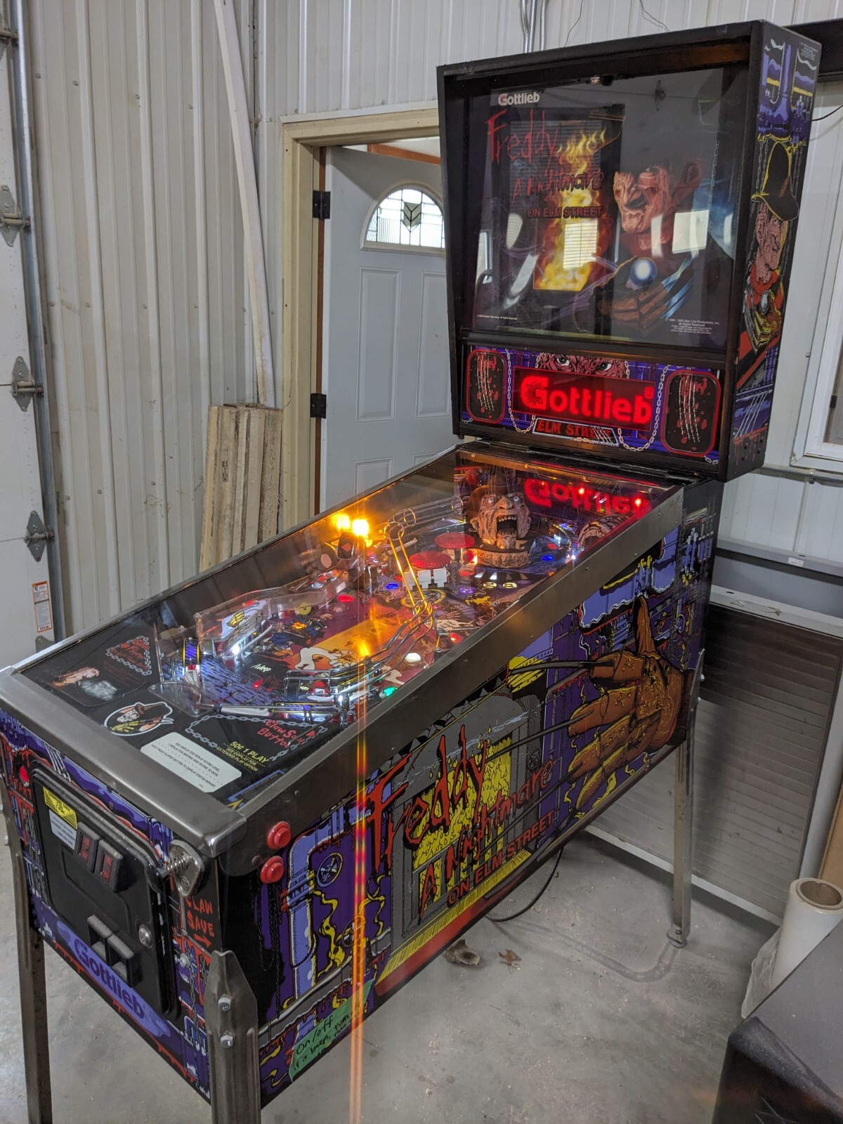 1994 Gottlieb Premier Nightmare On Elm Street Pinball Machine