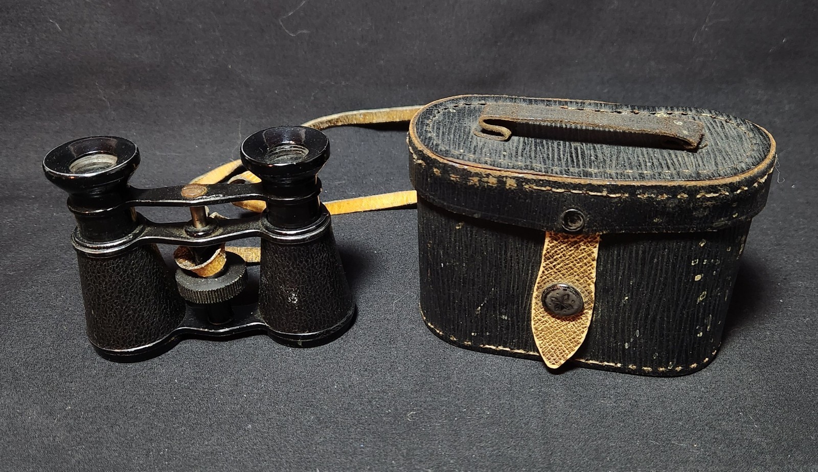 Vintage Small Binoculars w Leather Case w Strap Military