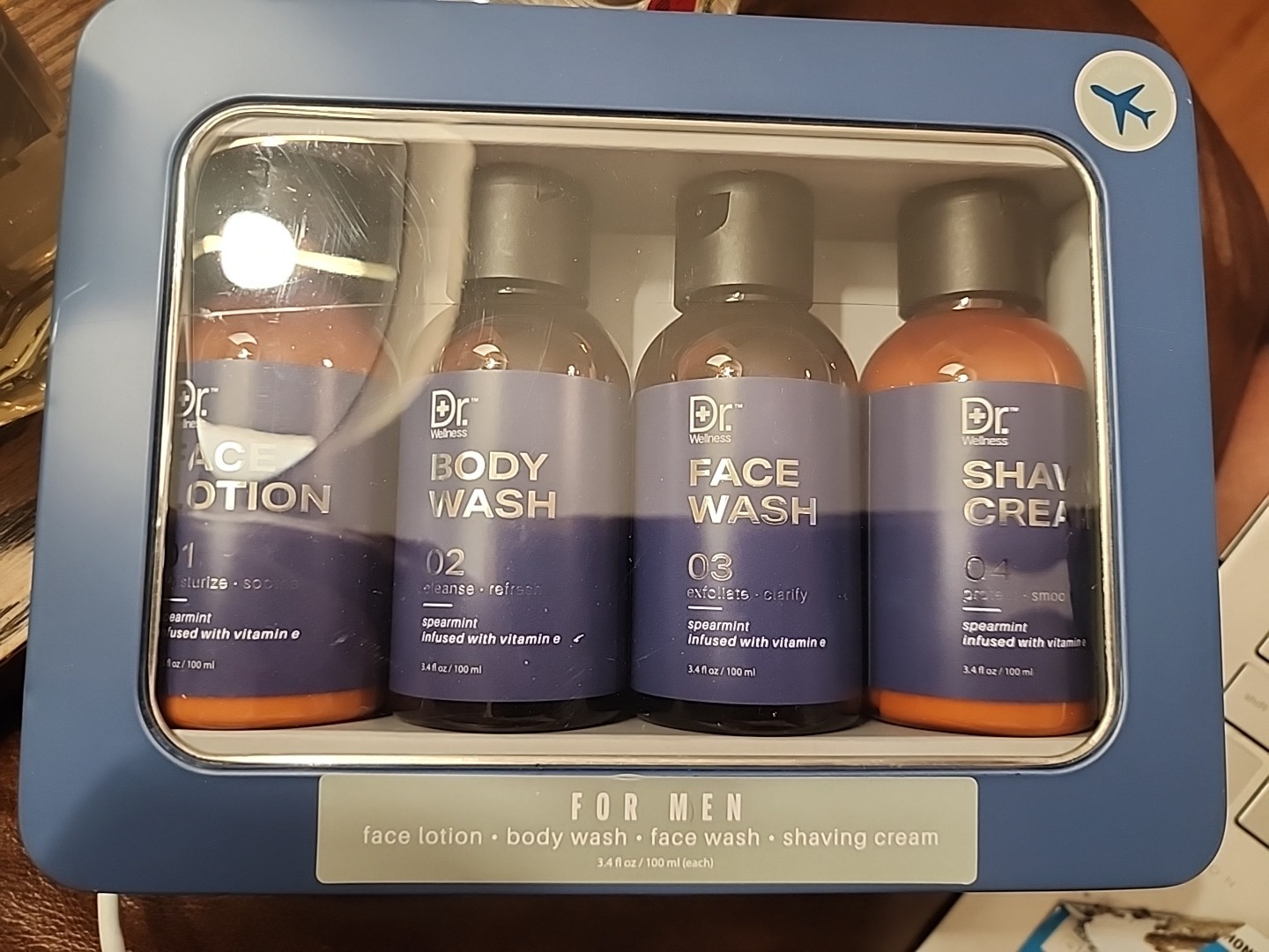 Dr.Wellness Men's 4 Piece Facial Set in Tin - LOTION, BODY & FACE WASH, SHAVE CR