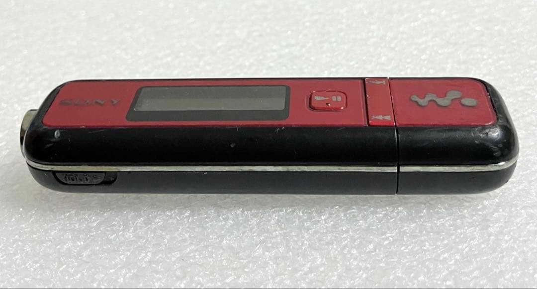 Sony NW-E026F Portable Audio Player Walkman Red