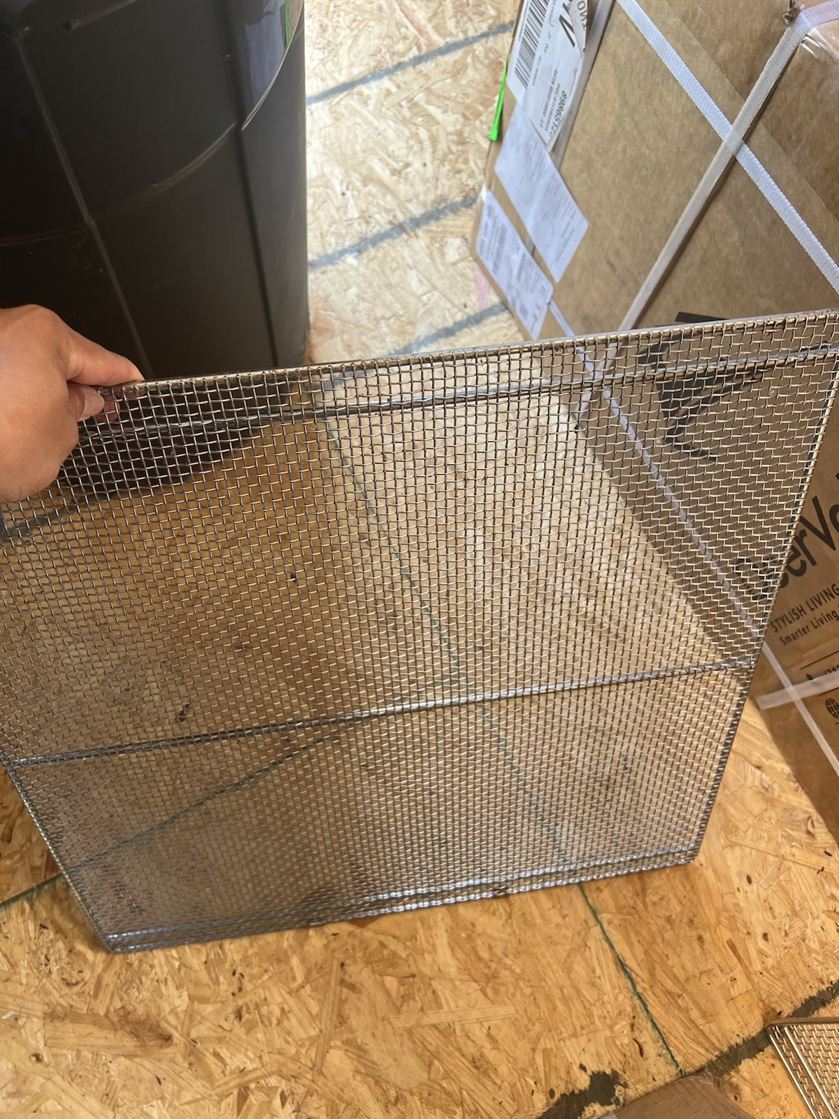 Belshaw 23 Inch Frying Screen with Handles for donut Fryers