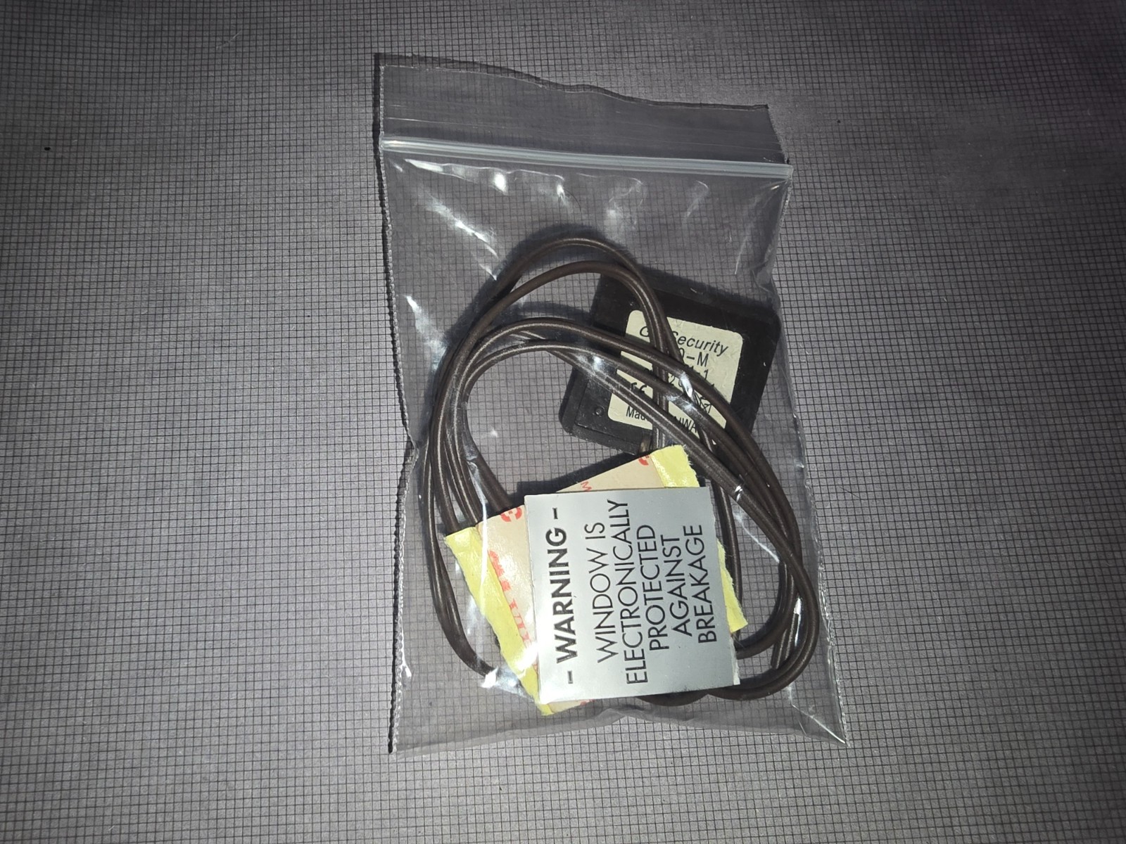 Interlogix GE Security Sentrol 5150-M Glass Window Shock Sensor Mahogany Single