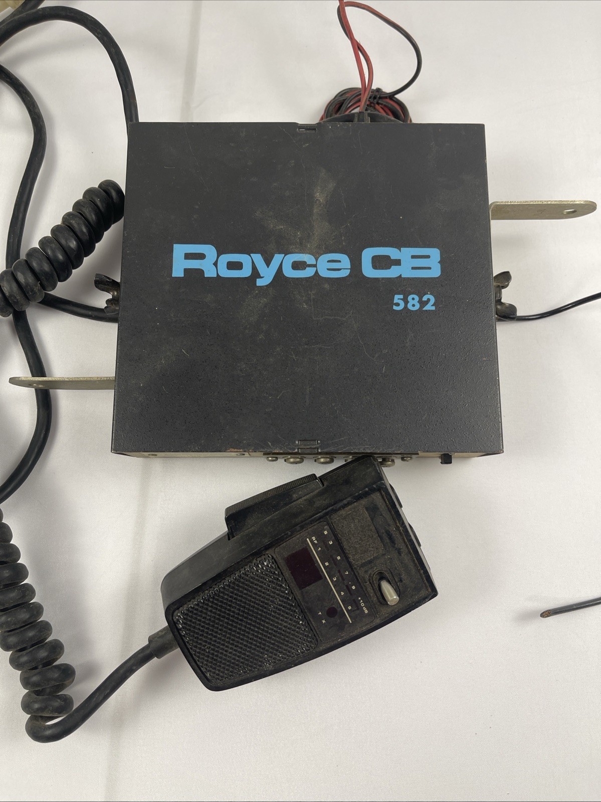 Royce 582 "Under Seat/Stow away" 40 Channel AM CB Radio