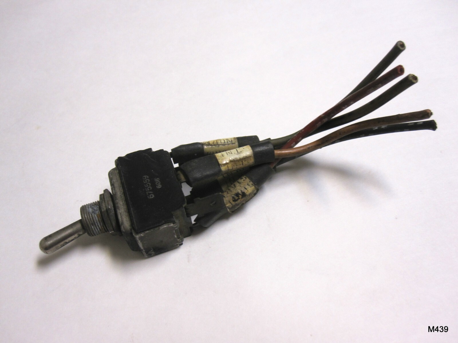 Mohawk Toggle Switch 675559