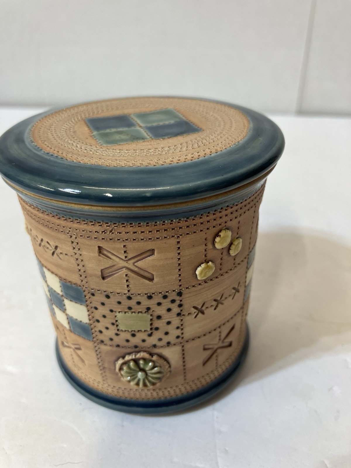 Glazed Pottery Trinket Box With Quilted Pattern