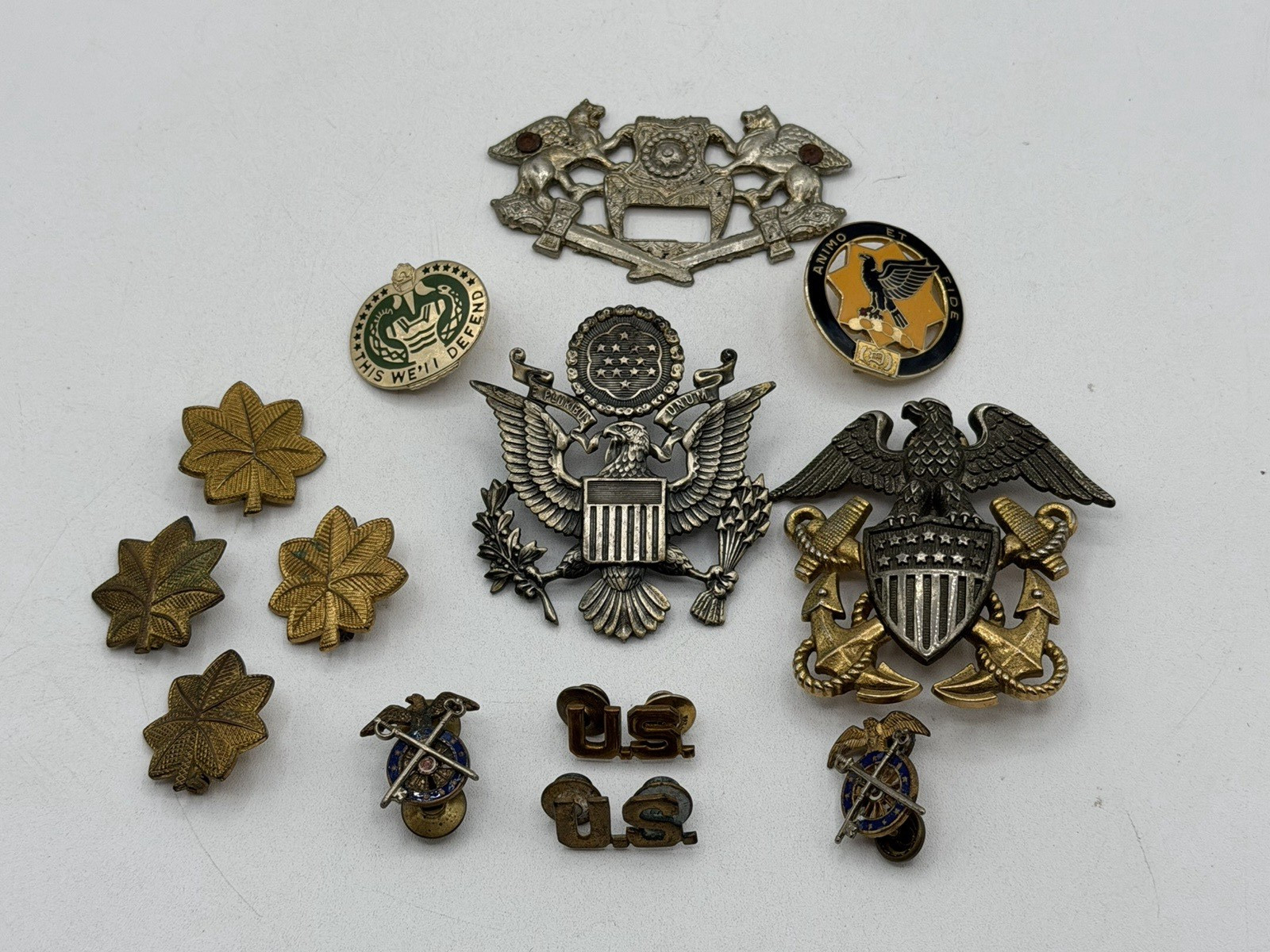 Lot of 13 Assorted Vintage Military Badges and Pins