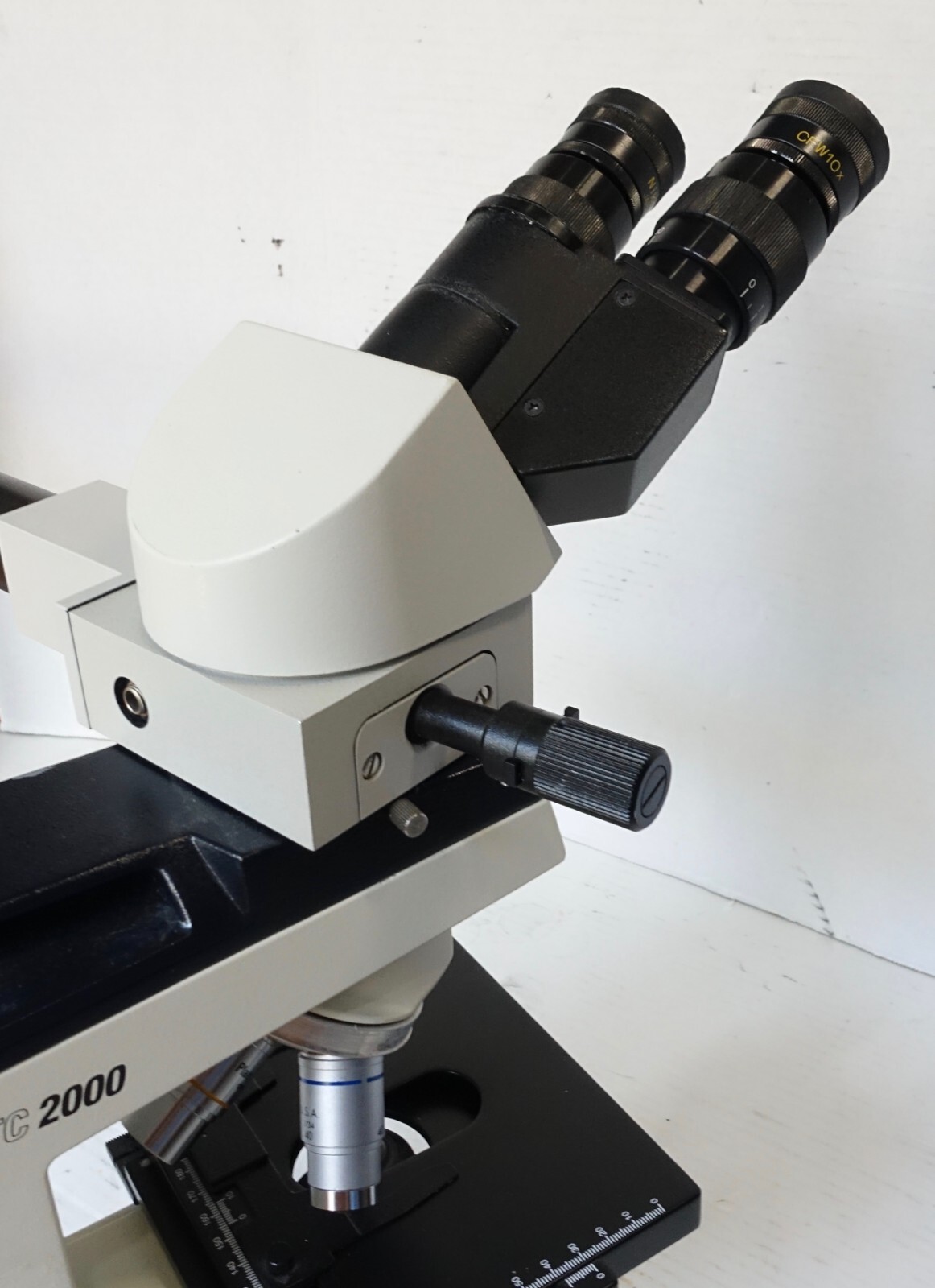 Leica ATC 2000 Multiview Teaching Microscope