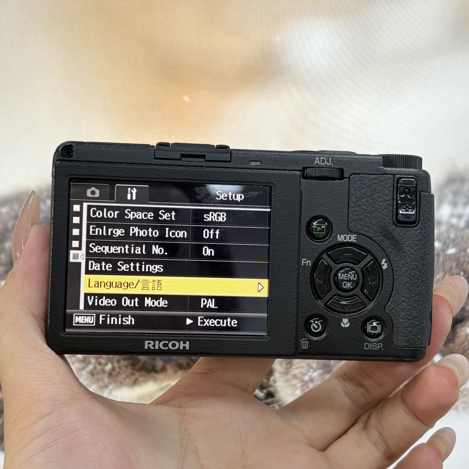Ricoh GR Digital II GRD2 Compact Digital Camera Built-in Flash-95% New