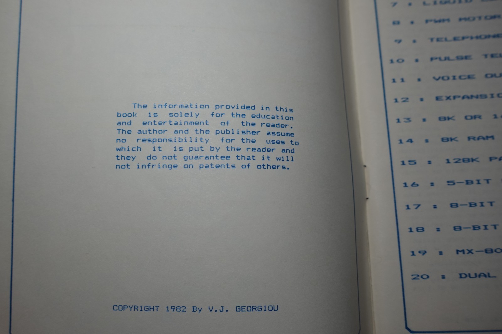 VIC-20 Interfacing Blue Book Commodore V.J. Georgiou 1982 Paperback Book