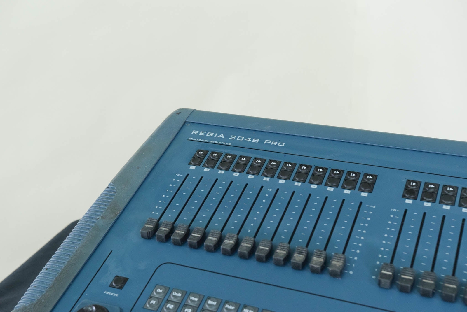 SGM REGIA 2048 Pro Lighting Console with Case CG00TQ2