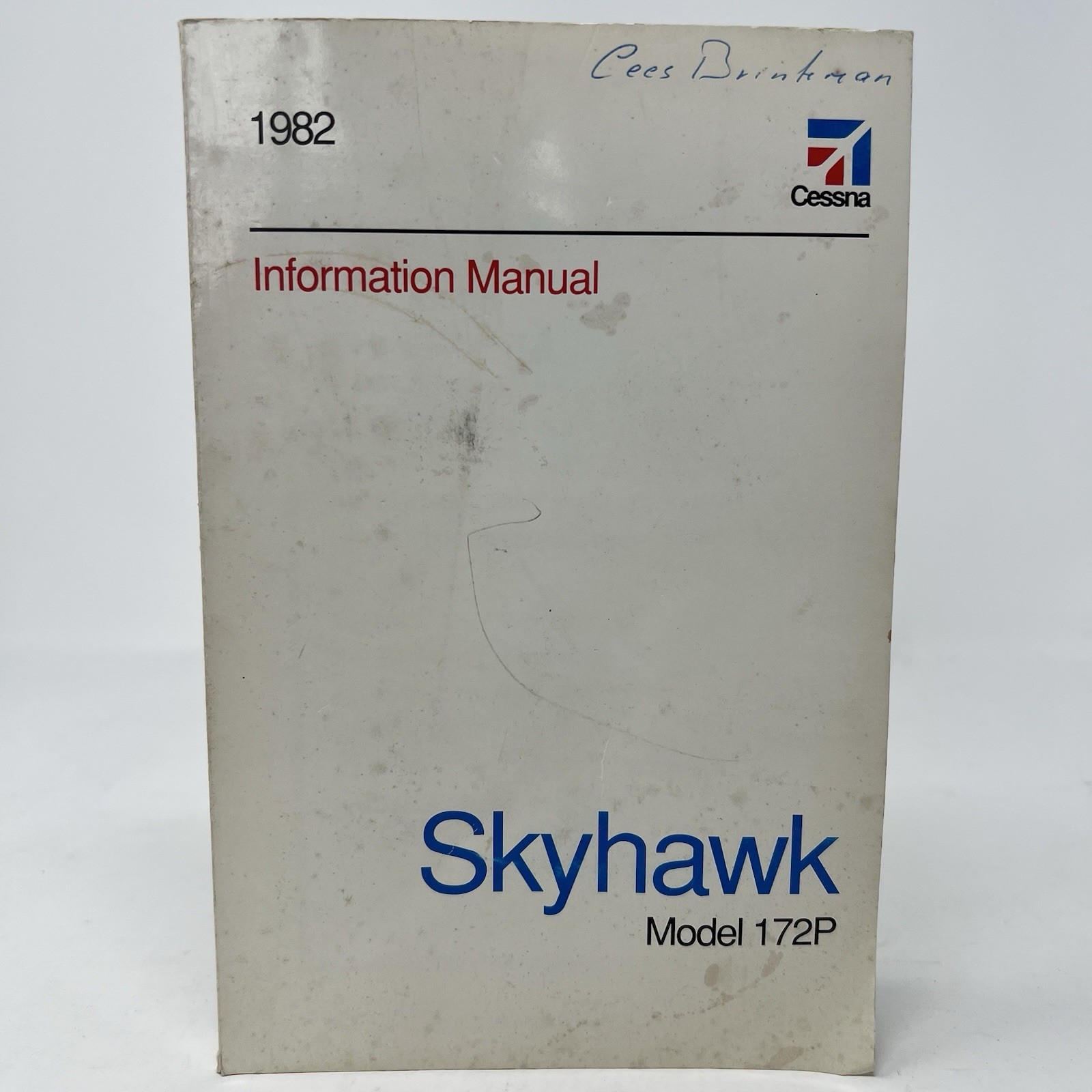 Cessna Skyhawk Information Manual Model 172P 1982 Airplane Book Aircraft