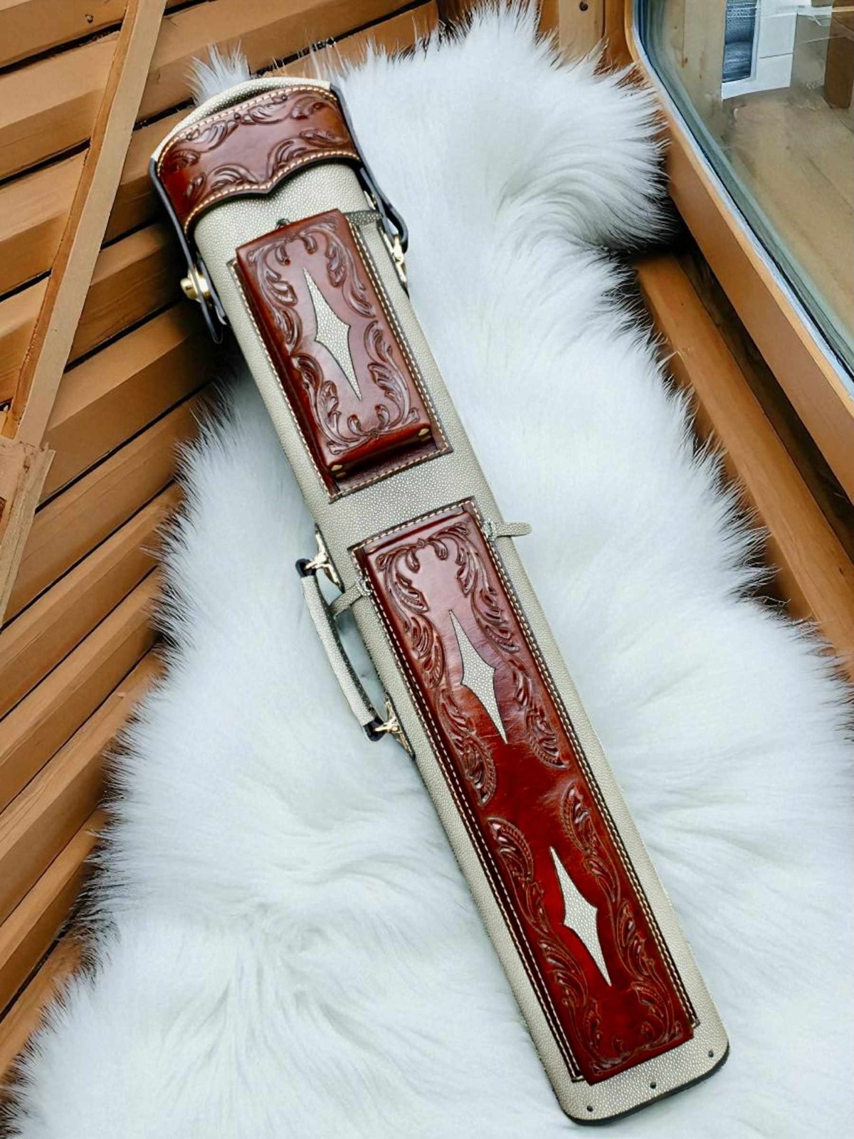 Volturi Custom Pool Case 4x8 Genuine Leather with Backpack Straps.