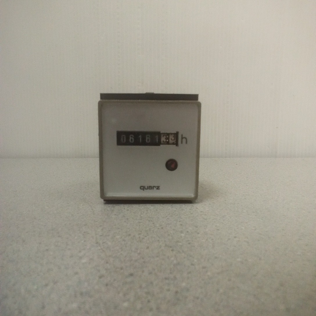 Quarz Hour Meter 10-80V