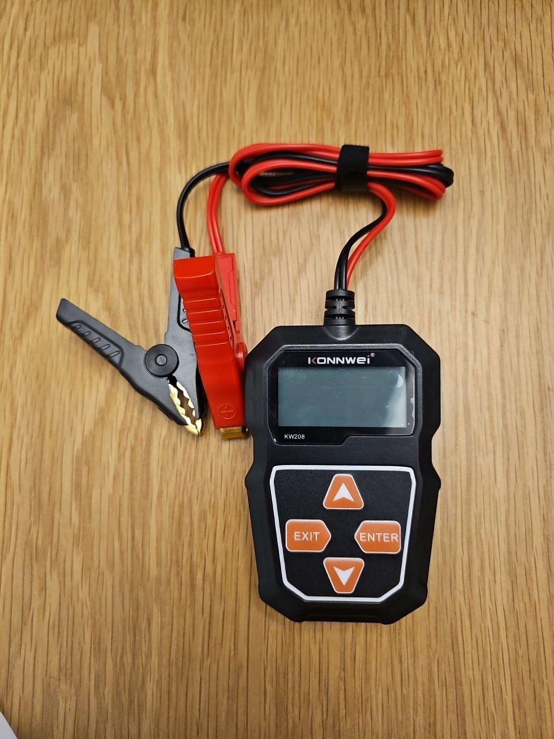 KONNWEI KW208 12V Car Battery Tester 2000CCA 12 Volts Battery Diagnostic Tools