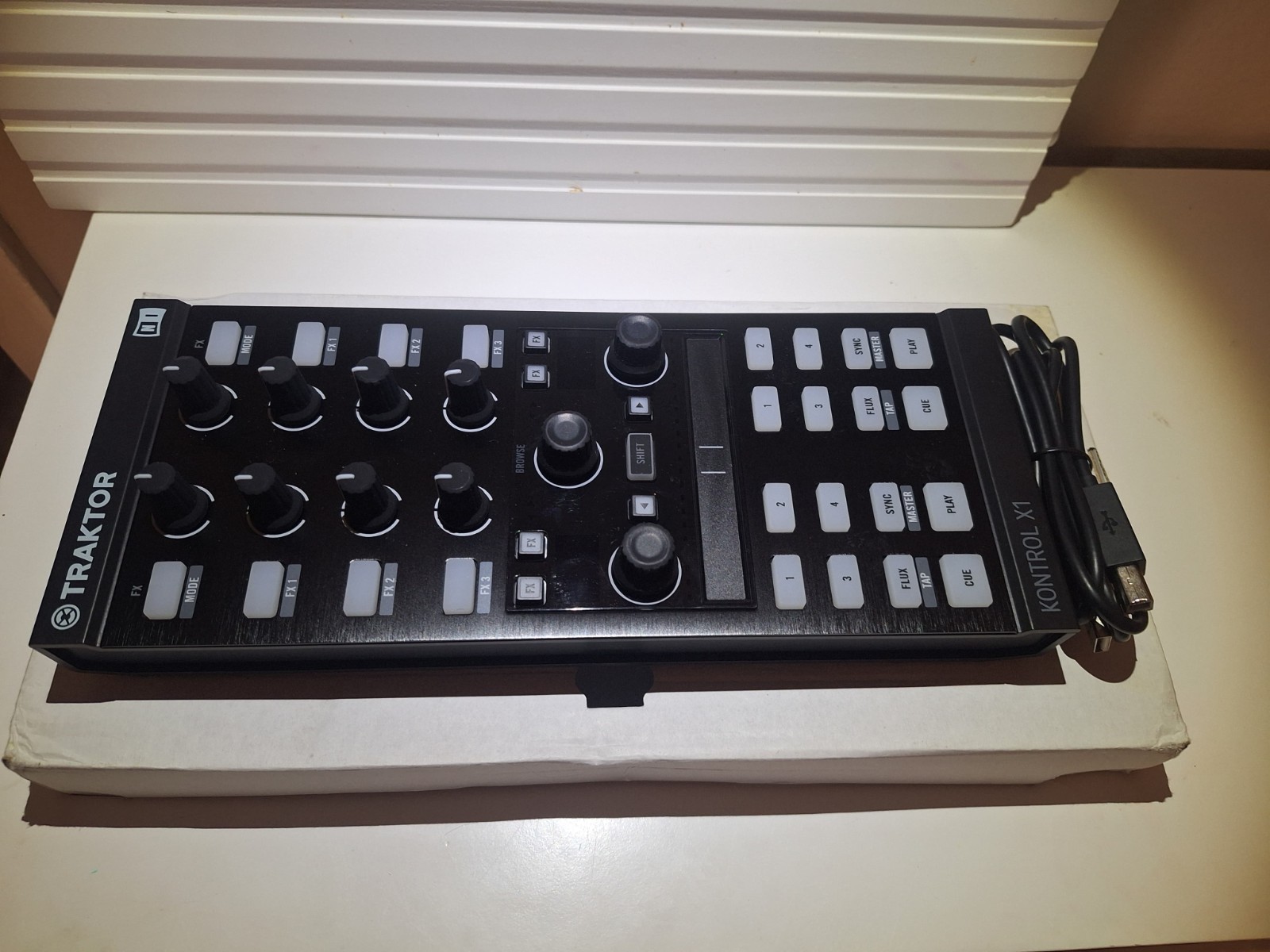 Traktor Kontrol X1 2-Deck Tabletop DJ Controller, USB, Black