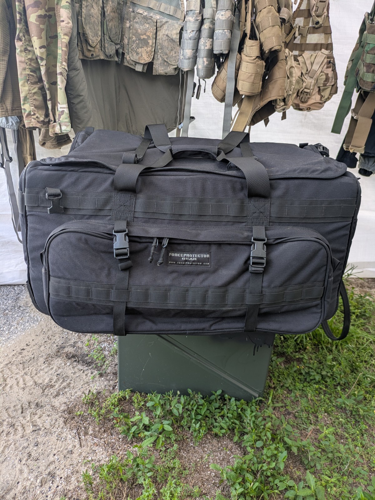 Force Protector Deployment Bag Military Black Rolling Padded Duffle Bag