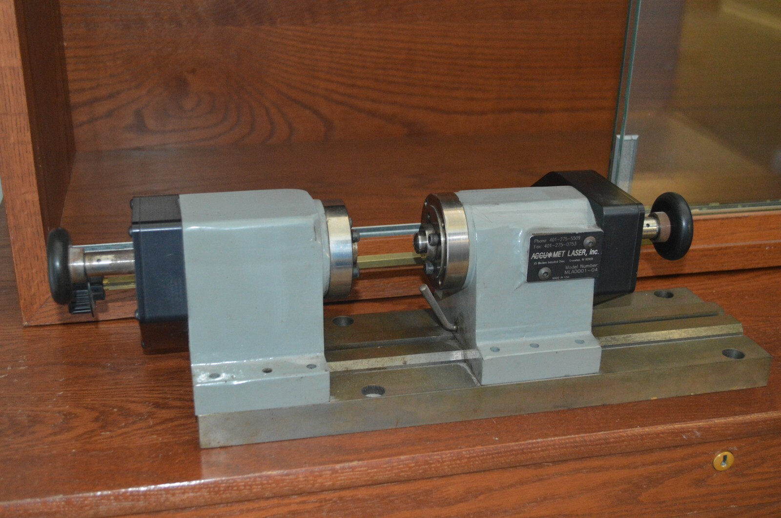 Accu-met Precision Laser Welding Positioner Lathe (glass lathe)