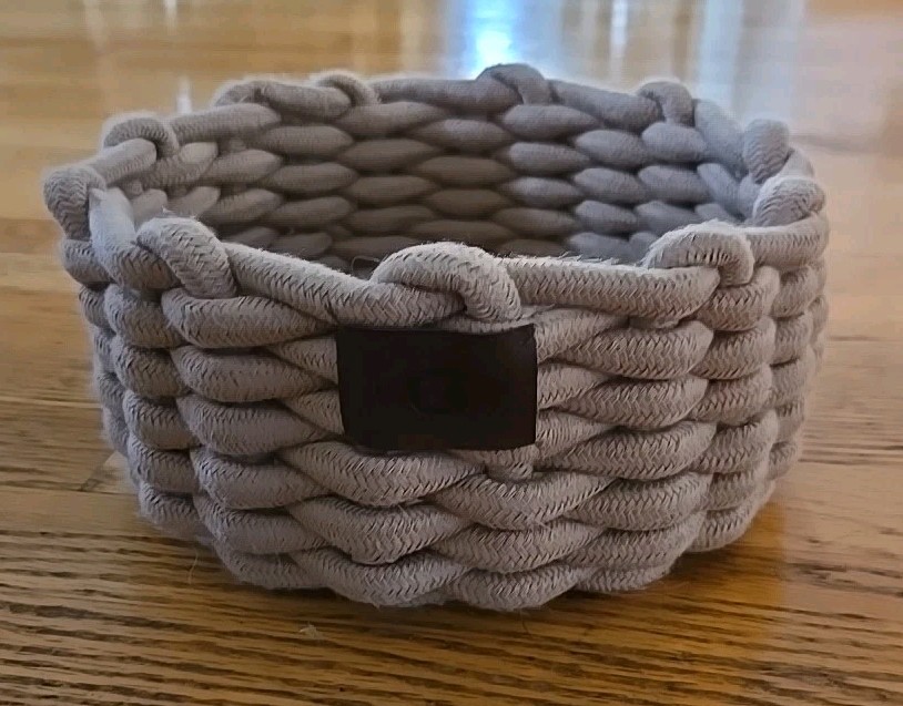 UGG Woven Braided Soft Round Storage Basket Bin Beige 8.5"