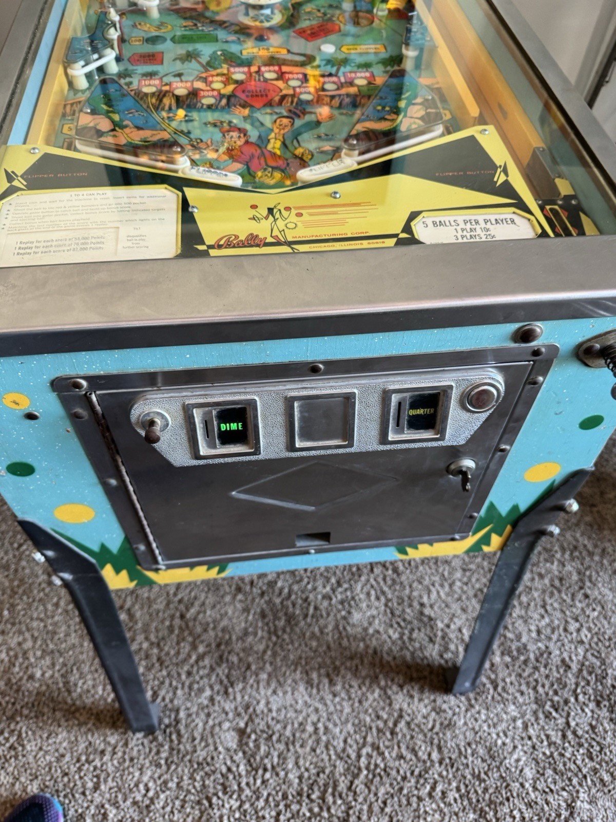 Bally's Nip-it Pinball Machine (1972)